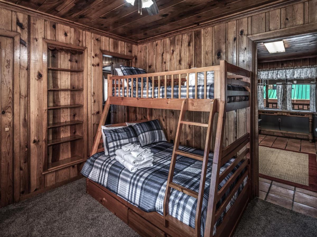 Alpine Cabin, 3 Bedrooms, Deck, Sleeps 8 Ruidoso Exterior photo